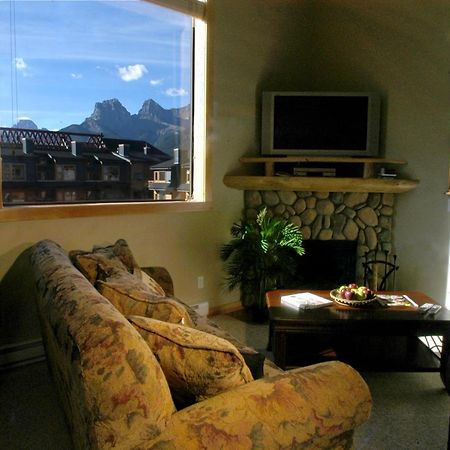 Apartment 411, Antique Heritage Canmore Exterior photo