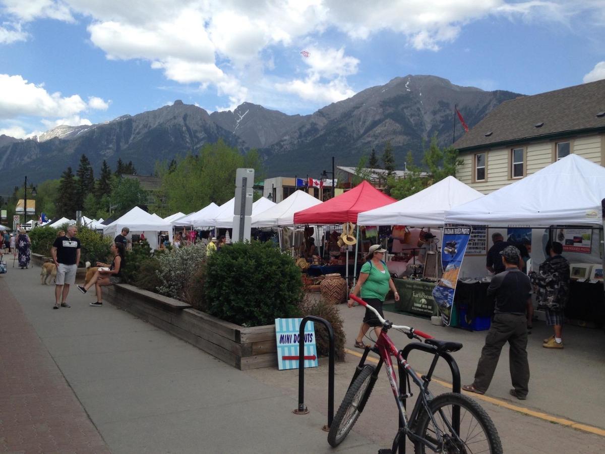 Apartment 411, Antique Heritage Canmore Exterior photo