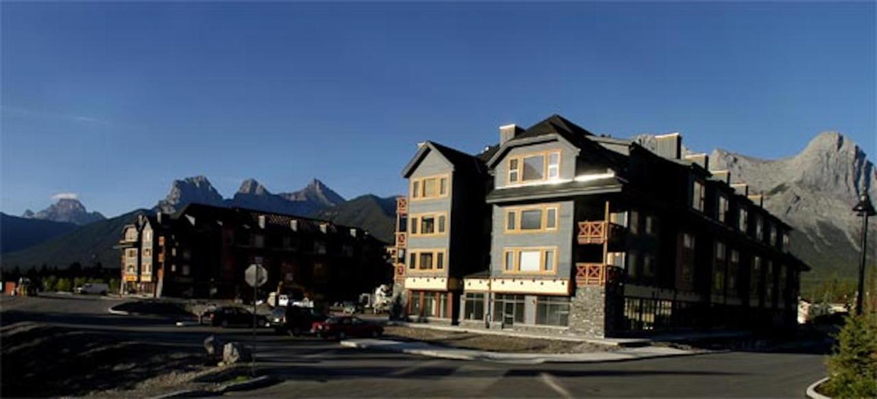 Apartment 411, Antique Heritage Canmore Exterior photo